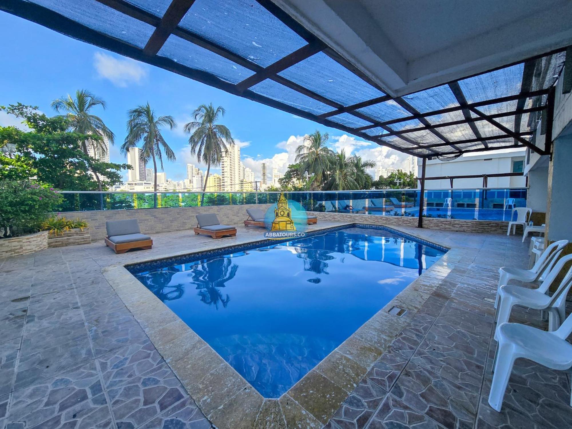 Apartamento Con Balcón Y Vista Al Mar